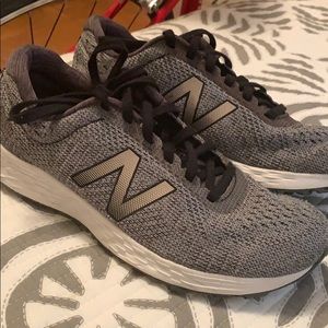 New balance shoes